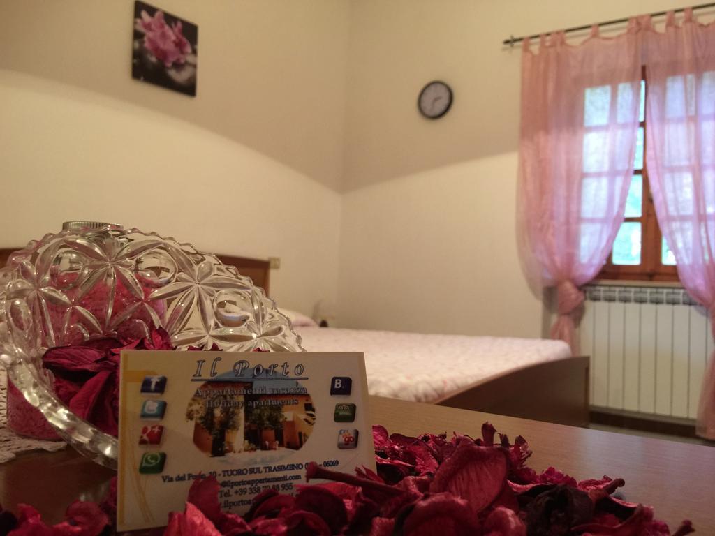 Il Porto Aparthotel Tuoro sul Trasimeno Szoba fotó