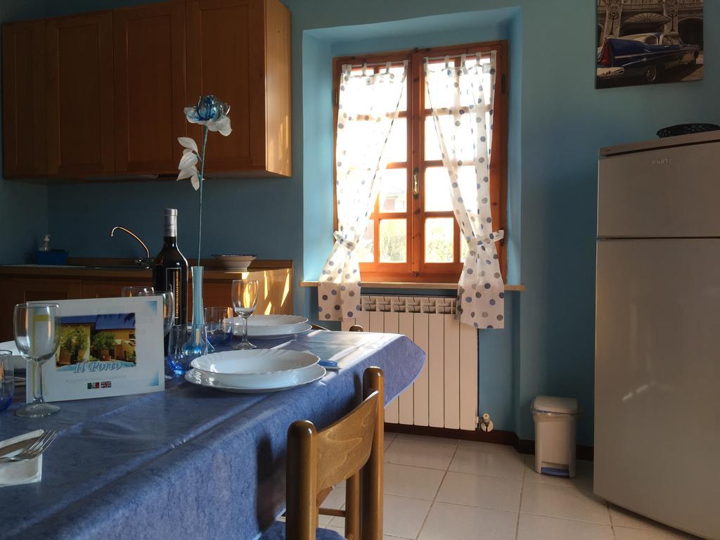 Il Porto Aparthotel Tuoro sul Trasimeno Kültér fotó
