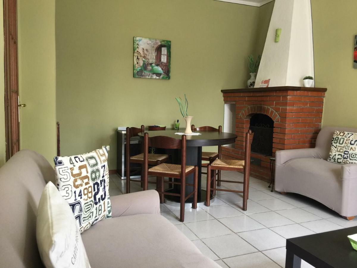 Il Porto Aparthotel Tuoro sul Trasimeno Kültér fotó