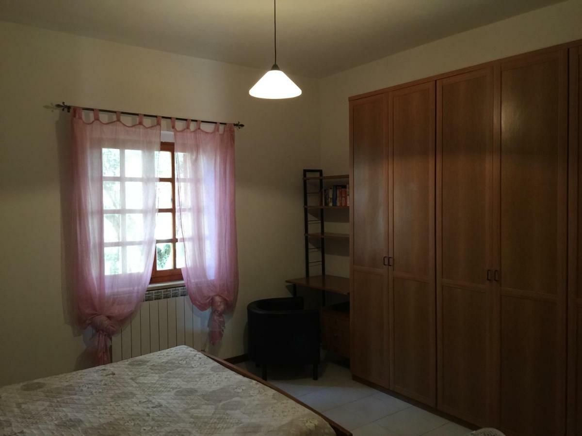 Il Porto Aparthotel Tuoro sul Trasimeno Kültér fotó